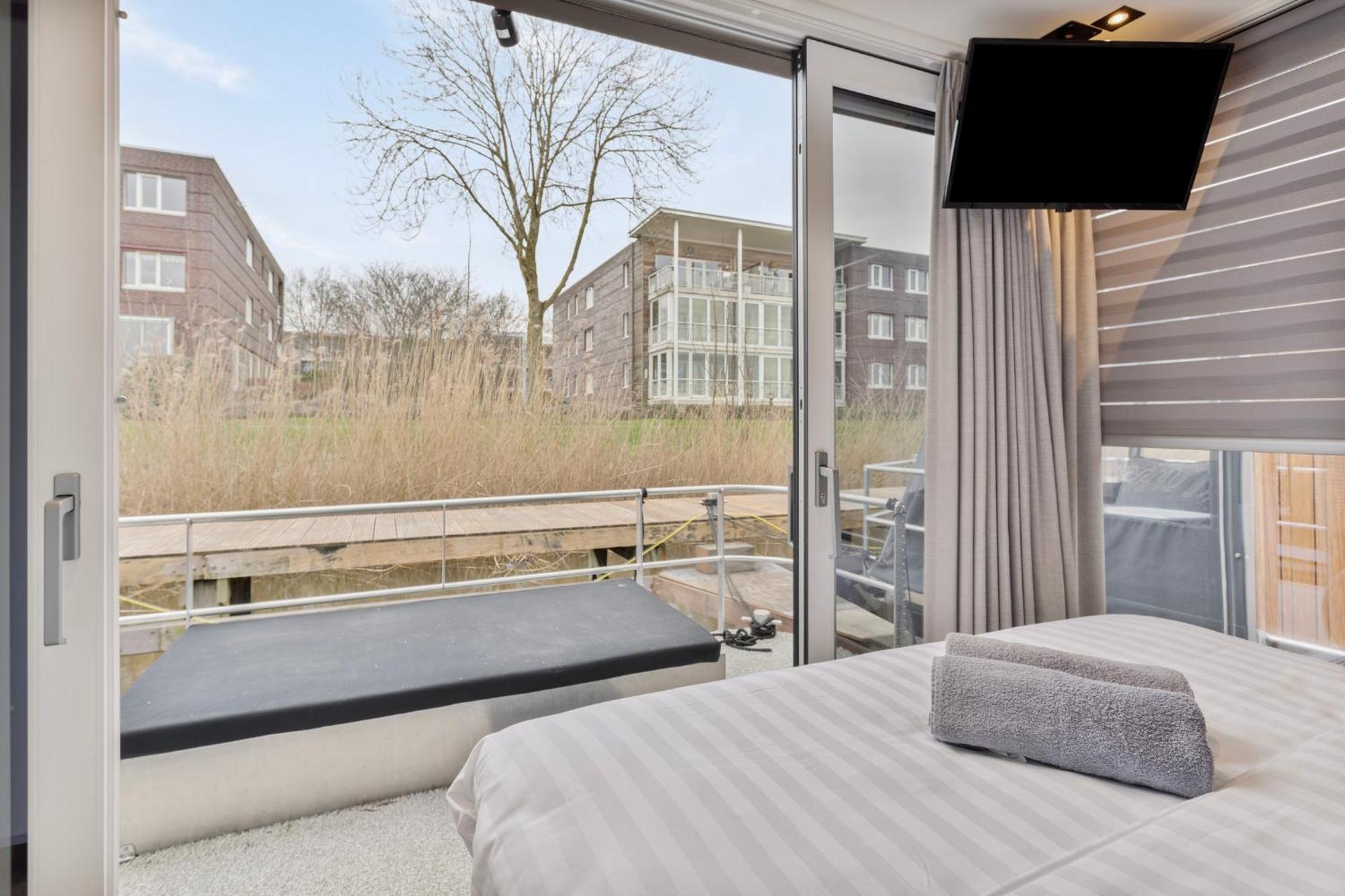 Luxurious Waterloft Near Beach And Centre By Weltevreden Experience Zeewolde Eksteriør bilde