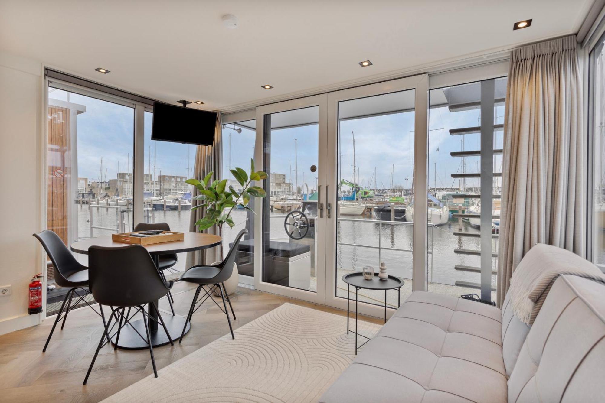 Luxurious Waterloft Near Beach And Centre By Weltevreden Experience Zeewolde Eksteriør bilde