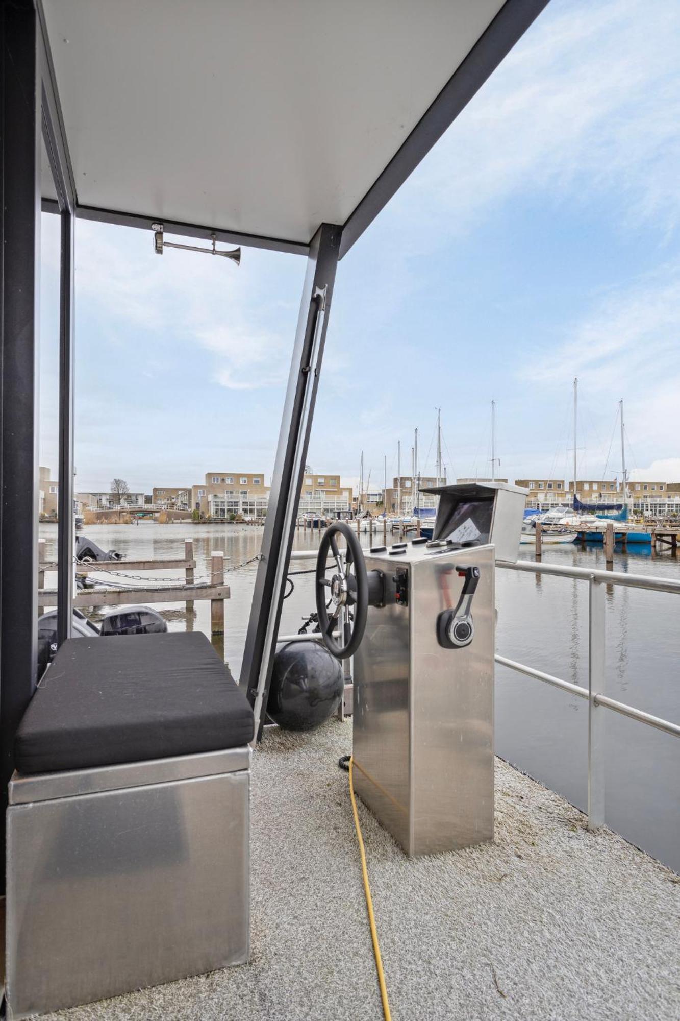 Luxurious Waterloft Near Beach And Centre By Weltevreden Experience Zeewolde Eksteriør bilde