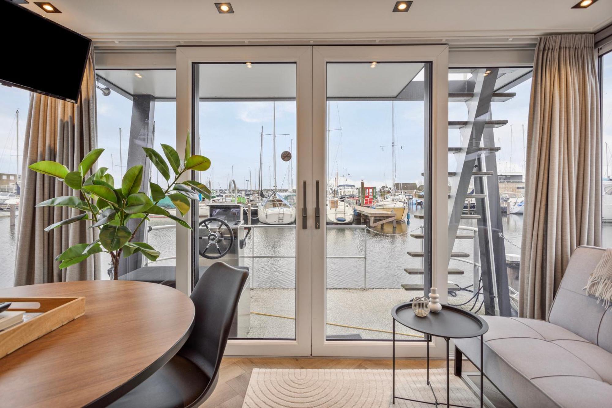 Luxurious Waterloft Near Beach And Centre By Weltevreden Experience Zeewolde Eksteriør bilde