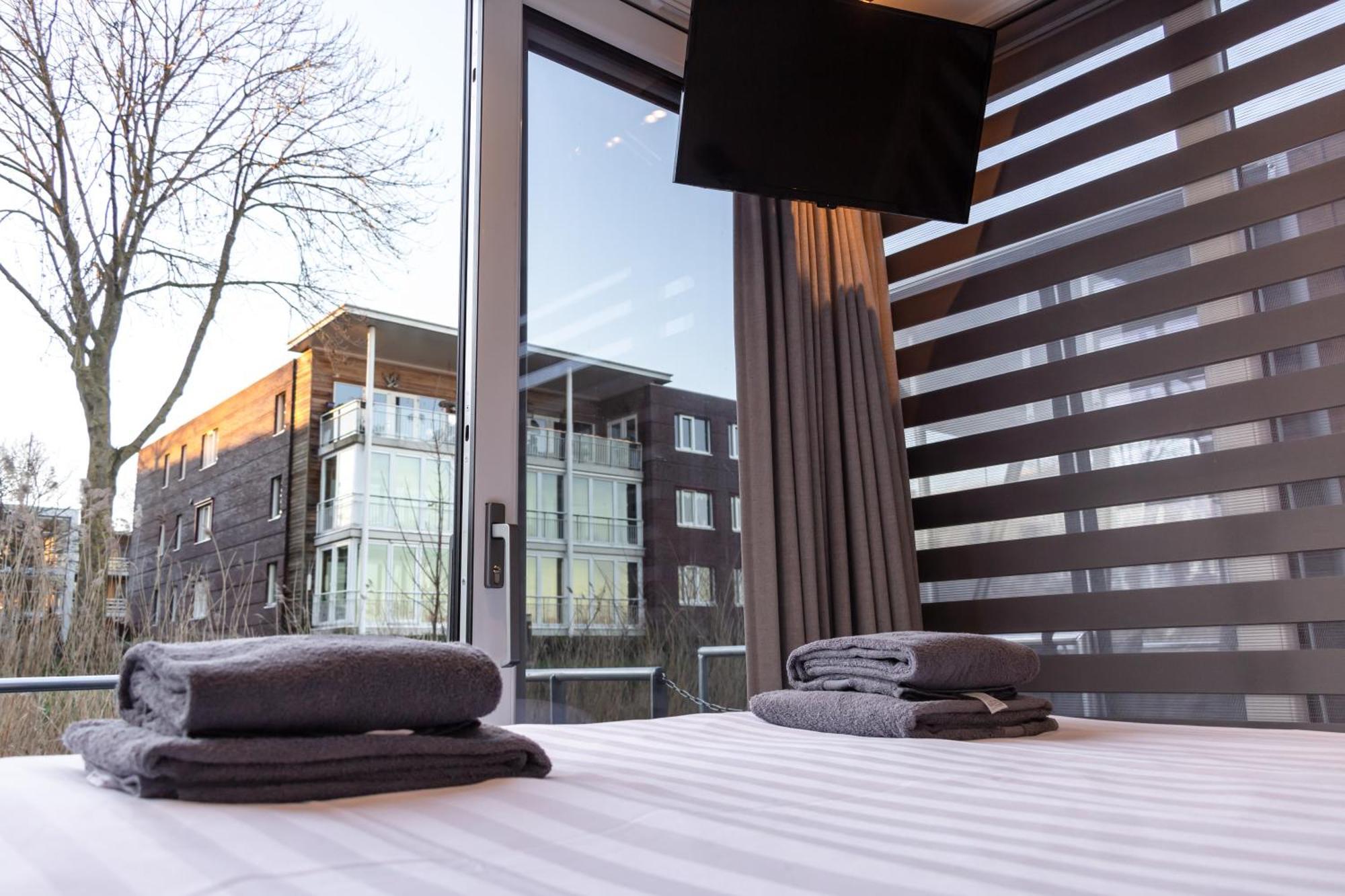 Luxurious Waterloft Near Beach And Centre By Weltevreden Experience Zeewolde Eksteriør bilde